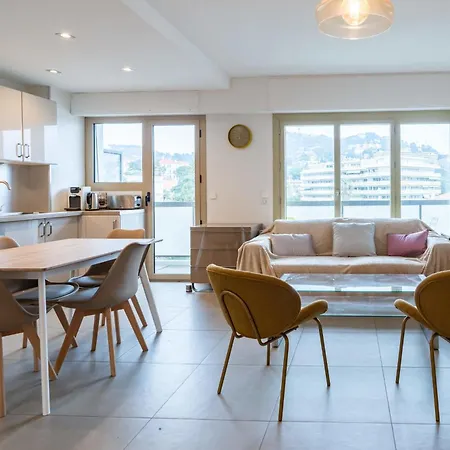 Bright One Bedroom In The Heart Of Apartmán Cannes